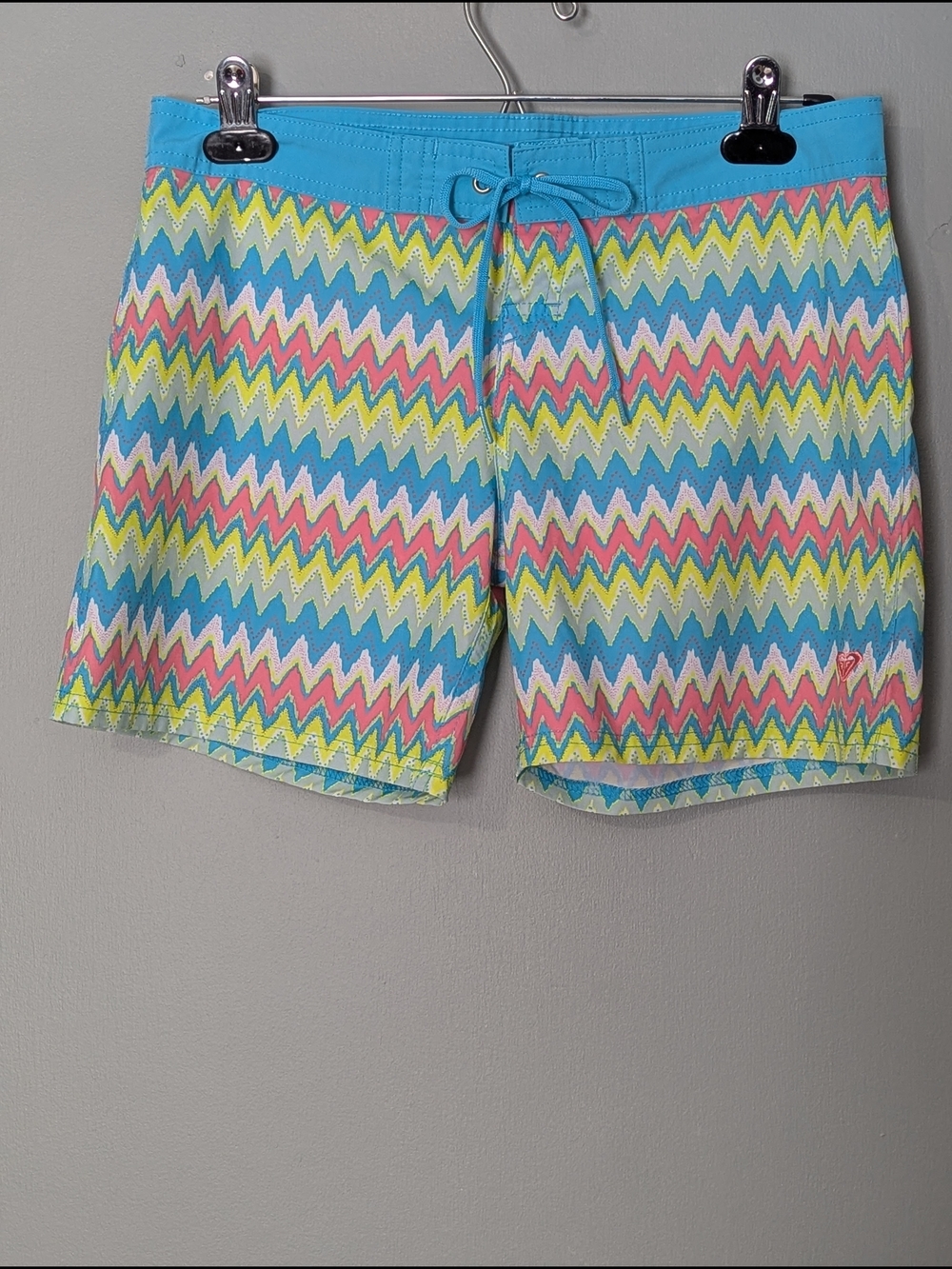 4/$10 ✨ Roxy Girls' Neon Patterned Board Shorts